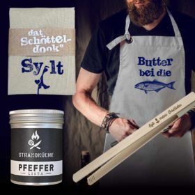 Sylt Geschenkset - Grillschürze, Strandküche Pfeffer, Geschirrtuch, Grillzange - NORDIG Inselliebe